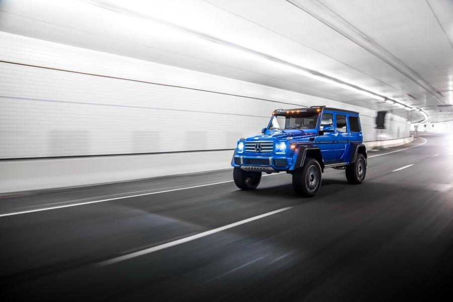  Mercedes-Benz G550 4x4&sup2; (W463) 2017 года  (NA) (фото 25 из 38)